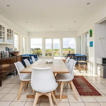 10 Person Holiday In Vakantiehuis